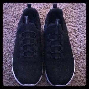 Black sketcher slip-ons